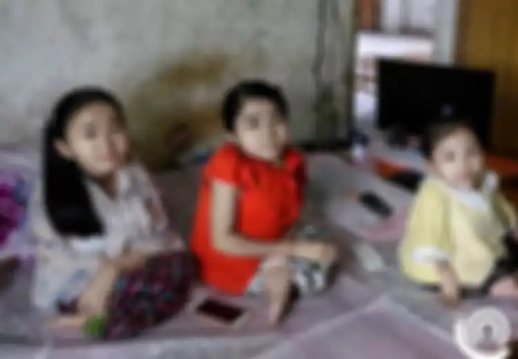 Tidak Bisa Berjalan dan Sekolah, Ini yang Dilakukan Tiga Bersaudara di China Agar Tetap Bersemangat