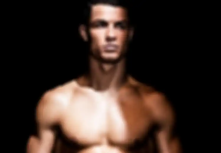 Cristiano Ronaldo Tak Mau Punya Tato, Alasannya Menyentuh Hati