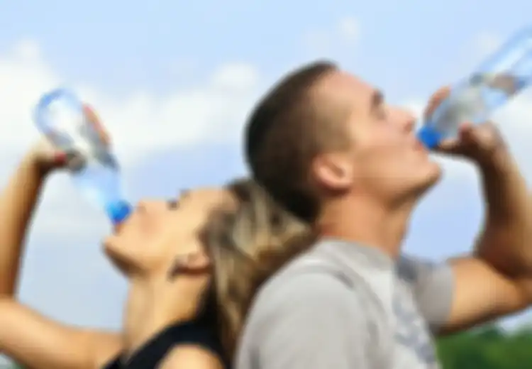 Banyak yang Tidak Tahu, Jangan Pernah Minum Air Putih di Lima Waktu yang Terlarang Ini, Bisa Bahayakan Tubuh!