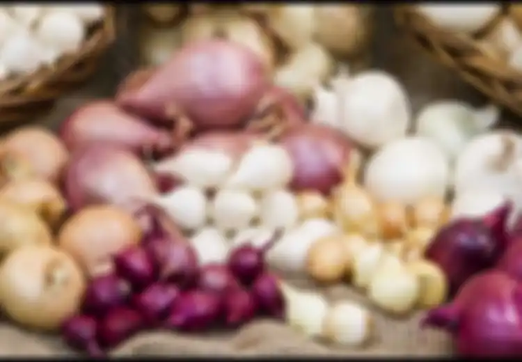 Dianggap Bisa Bikin Awet, Nyatanya Hal Buruk Ini yang Terjadi Jika Menyimpan Bawang Merah dan Bawang Putih di Kulkas