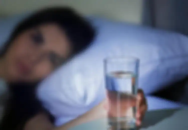Rutin Minum 5 Liter Air Setiap Hari Selama 5 Tahun, Wanita Ini Justru Nyaris Tewas: Hati-hati Ternyata Ini Cara Minum Air yang Benar
