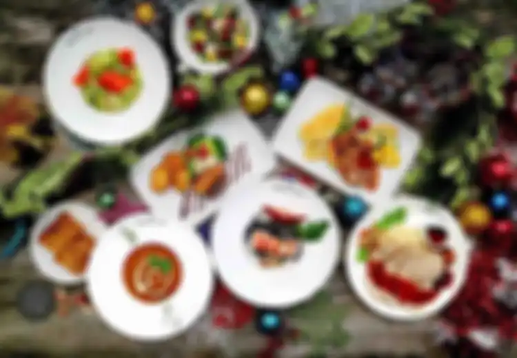 Ini Daftar Makanan dan Minuman yang Orang Konsumsi pada Malam Tahun Baru di Seluruh Dunia