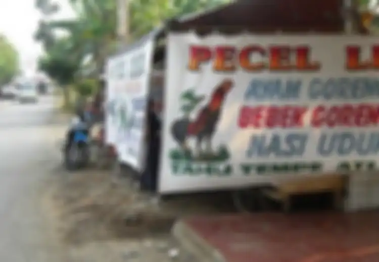 Minta Putus Karena Selalu Diajak Makan di Warung Pinggir Jalan, Wanita Ini Menyesal Setelah Tahu Mantan Pacarnya Ternyata Bukan Orang Sembarangan