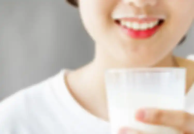 Belum Terlambat Tahu Sekarang, Ternyata Mencampur Susu dengan 4 Bahan Ini Justru Bisa Berdampak Buruk Bagi Kesehatan, Segera Hindari Kebiasaan Buruk Ini!