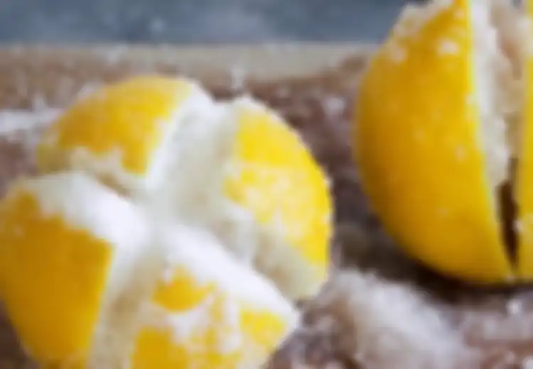 Nyesel Jika Tidak Mencoba! Coba Potong Lemon Jadi 4 Bagian, Isi dengan Garam, Letakkan di Dapur dan Hal Ajaib Ini Akan Terjadi