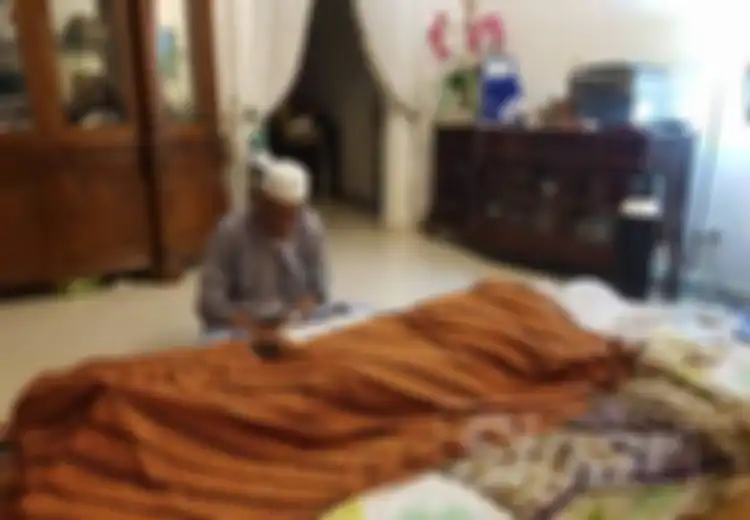 Sebelum Meninggal, Istri Mantan Inspektur Jenderal Polisi Ini Telah Siapkan Kain Kafan untuk DIrinya Sendiri