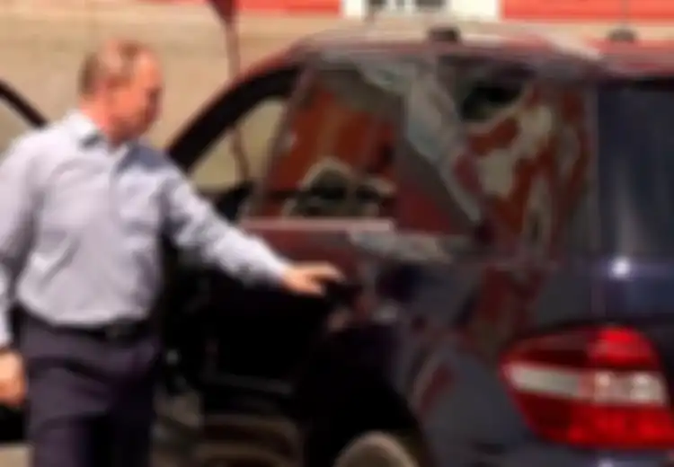Meski Biasa Dikawal Kendaraan Lapis Baja, Putin Gemar 'Nyetir' Sendiri, Ini 10 Mobil yang Pernah Dikemudikannya