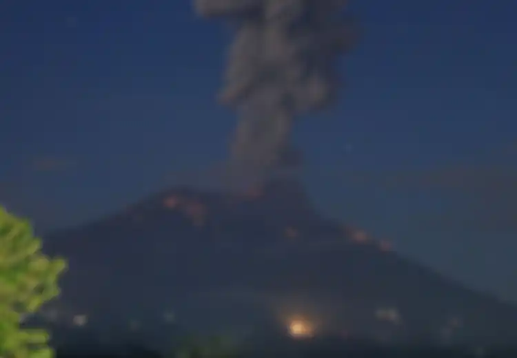 Gunung Agung Kembali Meletus: Jika Ada Gunung Berapi Meletus, Mereka Tak Akan Pengaruhi Gunung-gunung di Dekatnya