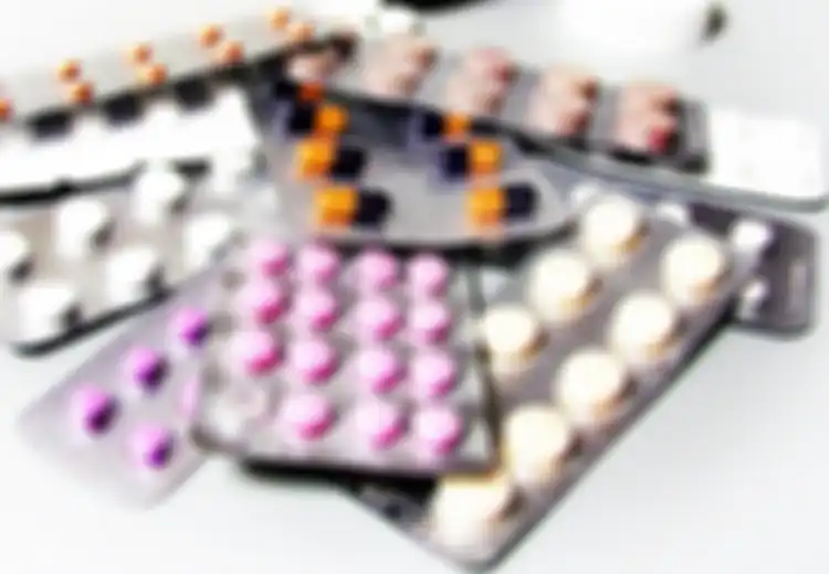 Bukan Soal Tersedak, Ini Bahayanya Menelan Obat Pil Tanpa Air