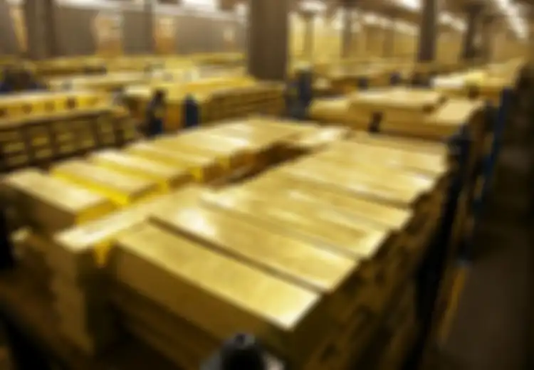 Pria Penggali Selokan Ini Temukan ‘Jalan Rahasia’ ke Gudang Emas Milik Sebuah Bank, Namun Justru Ini yang Dilakukannya Hingga Ia Harus Terima Ganjarannya