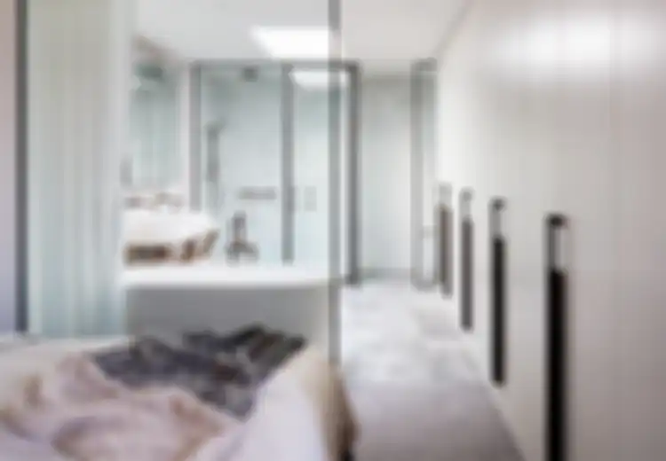 Punya Kamar Mandi di Dalam Kamar Tidur? Kenali Bahaya yang Tak Disadari Ini