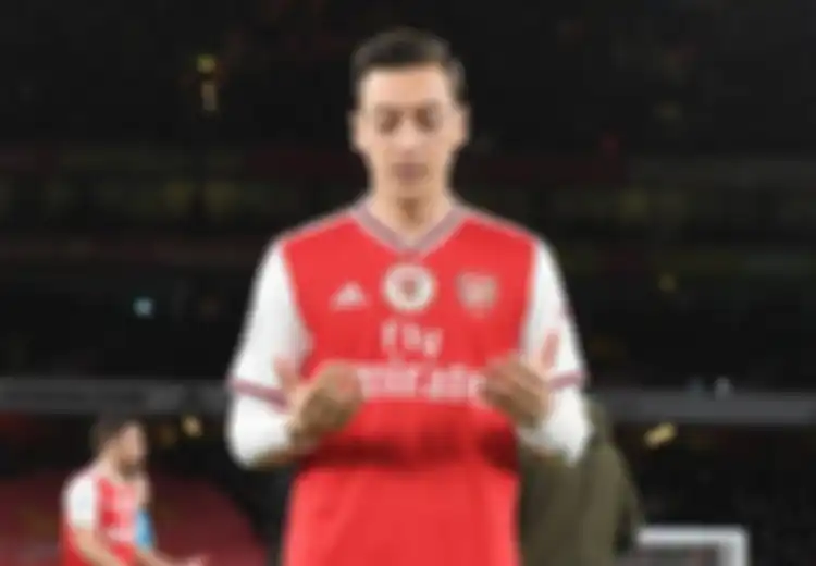 Bagikan Donasi Hampir Rp2 Miliar untuk 5 Negara Islam, Mesut Ozil Secara Khusus Kirim Ini untuk Umat Muslim Indonesia