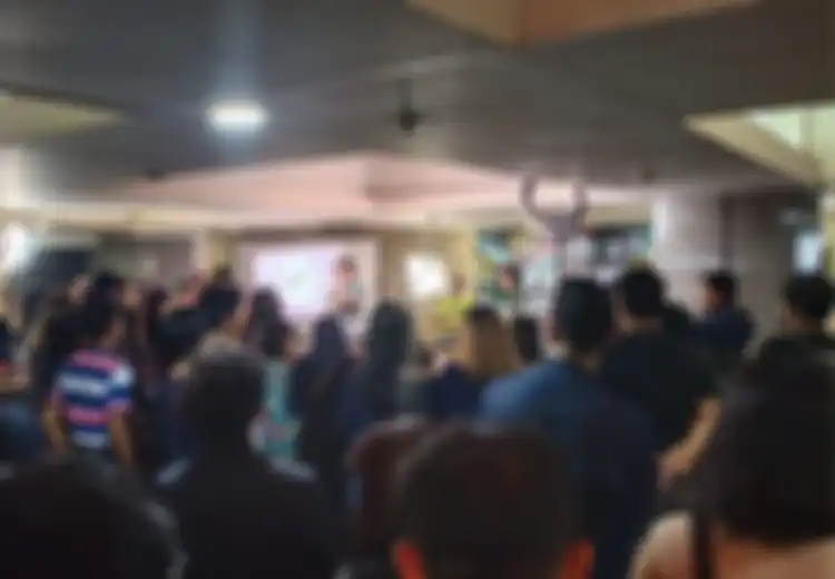 Tetap Seru Meski Hujan Melanda, HAI Main di Barat Edisi Perdana Tampilkan Rebelsuns