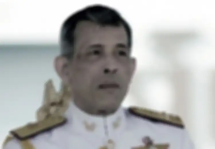 Ada 1.524 Kasus Virus Corona di Negaranya, Raja Thailand Isolasi Diri di Hotel Mewah di Jerman, Bawa 20 Selirnya!