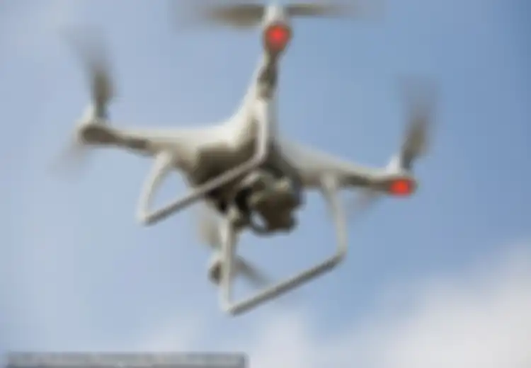 Drone Canggih Ini Bisa Pantau dan Deteksi Orang Terinfeksi Virus Corona Dari Jarak Jauh
