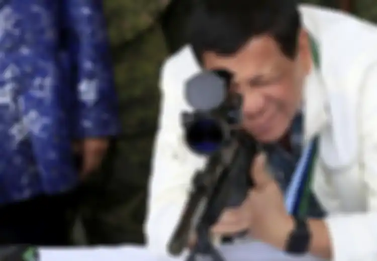 Tidak Jelas Apa Maunya, Duterte Layaknya Presiden Plin-plan Karena Tiba-tiba Larang Tentaranya Ikut Latihan Perang Dengan AS di Laut China Selatan, Pakar Sebut China 'Berpengaruh'