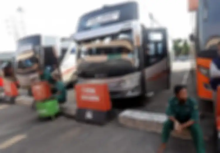 Bukti Pentingnya Pakai Masker di Mana Pun Berada: Tak Tahu Dirinya Positif Covid-19, 1 Orang Ini Naik Bus dan Infeksi 23 Penumpang Bus Lainnya, 'Tak Ada yang Pakai Masker di Dalam Bus'