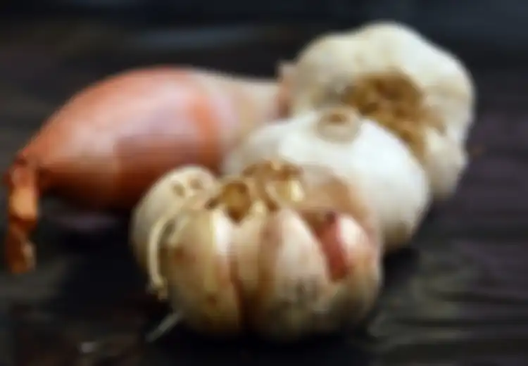 Lakukan Diet Rendaman Air Bawang Putih Ini untuk Anda yang Ingin Tubuh Bugar, Hanya 10 Hari Akan Nampak Hasilnya Seperti di Tubuh Pria Ini