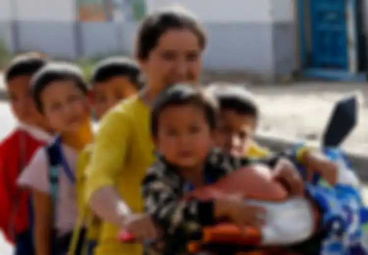 Orangtuanya Dipaksa Ikut 'Pendidikan Ulang' oleh Pemerintah Komunis China, 880.500 Anak Suku Uighur Terlantar, Termasuk Balita Satu Tahun