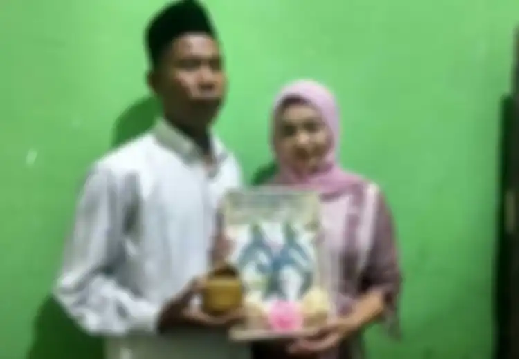 Usai Nikmati Malam Pertama Pasangan Pengantin dengan Mas Kawin yang Unik Ini Malahan Apes Kena Nyinyir Diolok Hanya Cari Sensasi