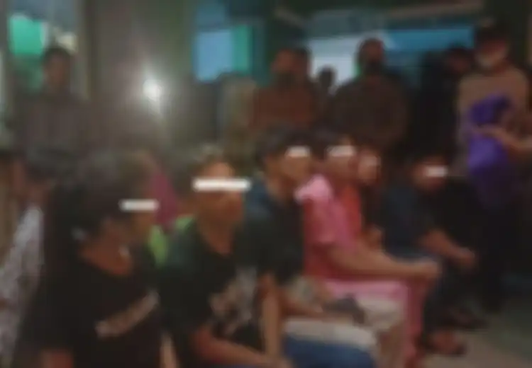 Masih Bocah Ingusan Sudah Sewa Hotel, Rayakan Ulang Tahun Berakhir Dengan Pesta Seks Saat Digrebek Ada 37 Pasangan Sudah Bawa Miras, Alat Kontrasepsi, dan Obat Kuat Juga