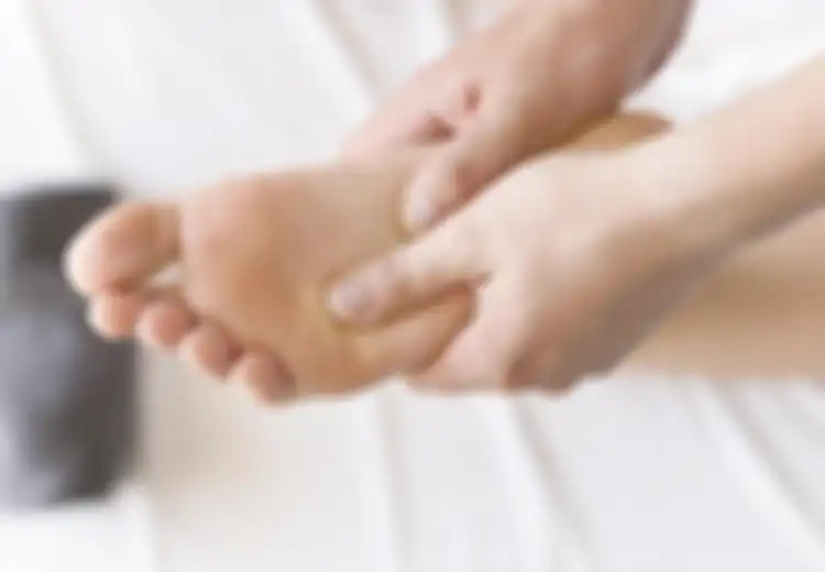 Bisa Sembuhkan Nyeri-nyeri, Ini Titik di Kaki yang Harus Anda Pijat