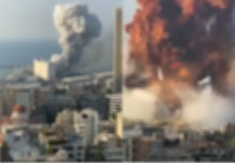 Dari Gudang Senjata Meledak, Senjata Hizbullah, hingga Serangan Israel, Muncul Berbagai Spekulasi di Balik Ledakan Beirut, Lebanon