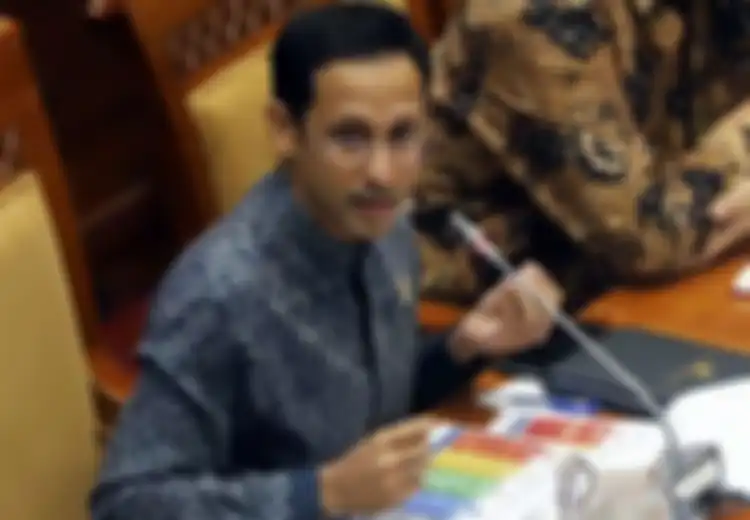 Bikin Lega, Pak Menteri Nadiem Makarim Alokasikan Dana BOS Dipakai Beli Kuota Internet untuk Belajar Daring: 'Guru dan Murid Tinggal Minta ke Sekolah'