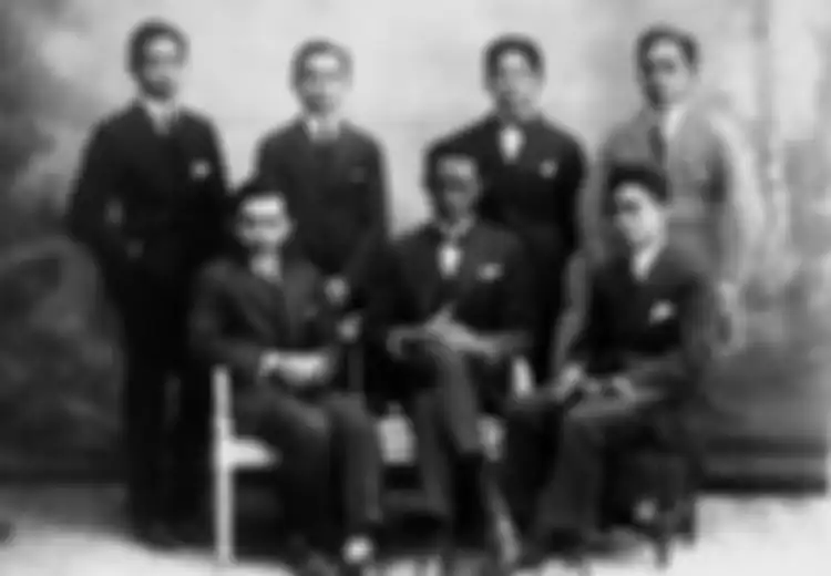 Sejarah Kelas XI: Mengapa Perjuangan Perhimpunan Indonesia Menginspirasi Para Pemuda?