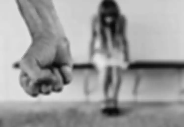 Puluhan Tahun Rudapaksa 2 Anaknya, Ibu Ini Dijatuhi Hukuman 723 Tahun Penjara, Hakim: Dia Pantas Menerimanya