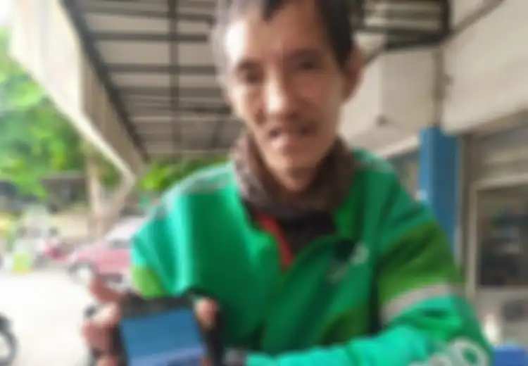 Dibela-belain Kehujanan dan Antar 14 Porsi Ayam Geprek ke Tempat Tujuan, Pengemudi Ojol Audy Hamdani Ternyata Ditipu, Bahkan Tabungannya Dikuras Bersih Penipu