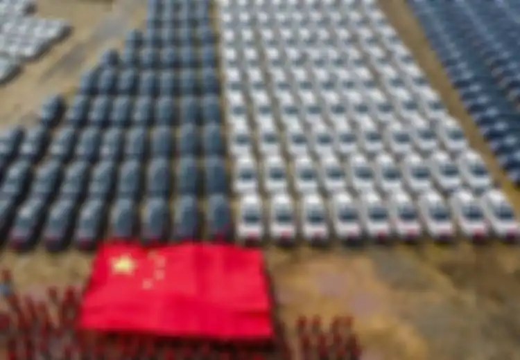 China Lagi-lagi Bikin Gempar Dunia, Perusahaan Ini Untung Besar dan Hadiahi 4.116 Buruhnya Mobil Baru