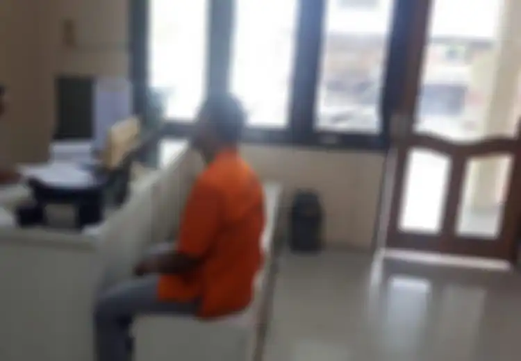Diseret ke Kantor Polisi dengan Tuduhan Selingkuh, Pemuda Ini Malah Bongkar Perilaku Keji Pelapornya, Kemaluannya Nyaris Dibakar!