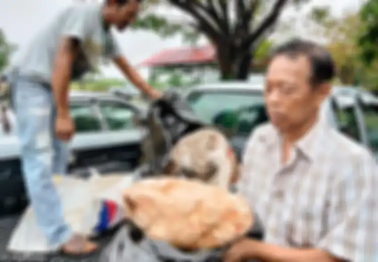 Tak Sengaja Temukan 'Kotoran' Termahal di Dunia, Nelayan Ini Awalnya  Tak Mengira Nasibnya Bakal Mujur, Tiba-Tiba Dihubungi Pengusaha Kotorannya Langsung Ditawar Rp44 Miliar
