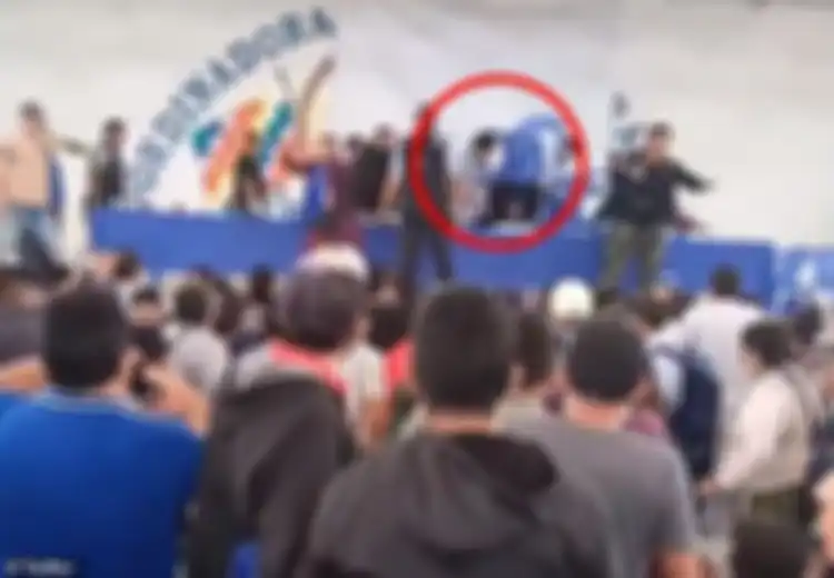 Hanya Terjadi di Bolivia 'Bekas' Pemimpin Negara Diperlakukan Tidak Terhormat, Disoraki hingga Dilempari Kursi Saat Kampanye, Memang Apa Dosanya Sampai Dibenci Rakyatnya?