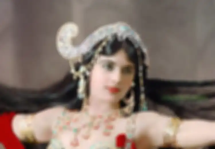 Bawa Tarian Indonesia Mendunia, Mata Hari Sang Mata-mata Ganda Tersohor dalam PD I Dipuja-puja hingga Berakhir Tragis, Foto-foto Berwarnanya Buktikan Betapa Memesona Dirinya