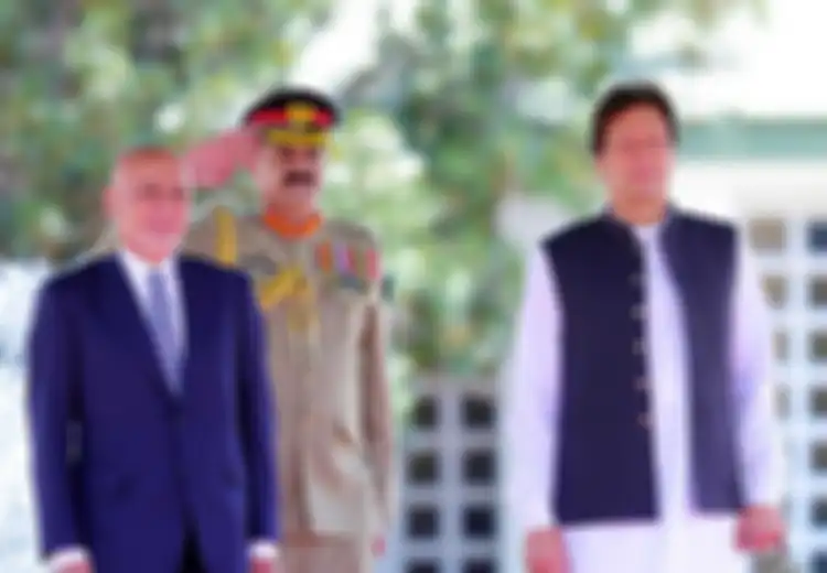 Bak Menari di Atas Penderitaan Warga Afghanistan, Ternyata Negara Terdekat Mereka Inilah yang Gelonggongkan Dana Segar dan Bahkan Beri Kehidupan Layak Anggota Taliban untuk Bisa Hancurkan Afghanistan