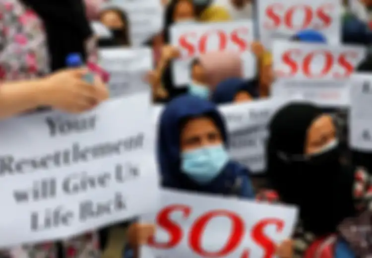 PPKM Masih Terus Diperpanjang, Pengungsi Afghanistan Banjiri Jalanan Jakarta Menuntut Ditempatkan di Negara yang Pernah Bantai Ribuan Saudara Mereka Ini