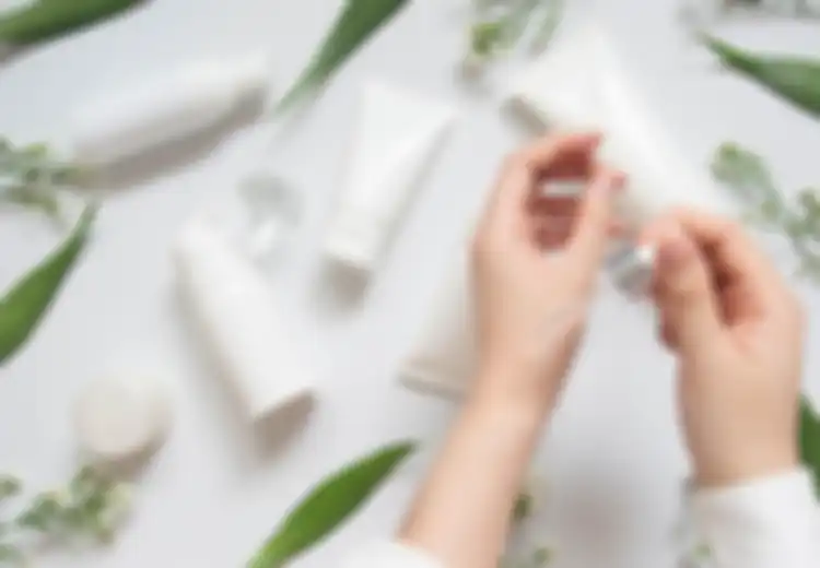 Mulai Harus Cegah Penuaan, Inilah Rangkaian Skincare untuk Usia 30-an, Micellar Water Tak Lagi Aman Digunakan!