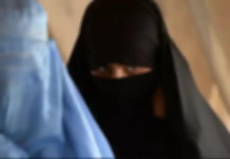 Kisah Nekat Pasukan Khusus Inggris  Menyamar Sebagai Wanita, Cuma Demi Menyususup dan Melarikan Diri Dari Taliban, Tentara AS Sampai Tercengang Mendengarnya
