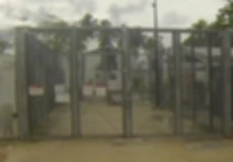 Sampai Bikin Penghuninya Memilih Menelan Pisau Cukur karena Putus Asa, Inilah 'Guantanamo' Australia, Lokasi Pembuangan para Pencari Suaka yang Berada Tepat di Sisi Barat Indonesia