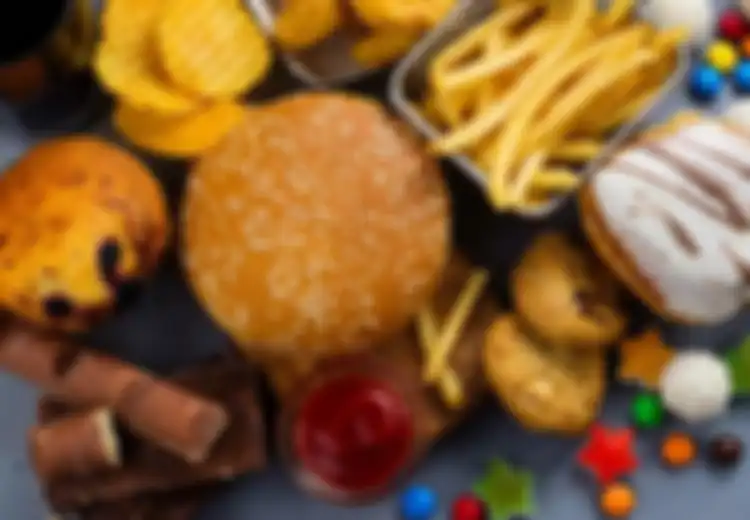 Bukan Junk Food, Inilah Makanan yang Harus Anda Konsumsi Di Usia 50-an
