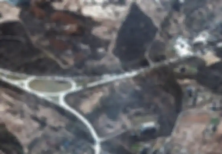 Niat Hati Takuti Warga Ukraina Agar Mundur, Apa Daya Konvoi Militer Besar-besaran Rusia Malah Terhenti Mendadak, Citra Satelit Ini Bocorkan Situasi Asli di Dekat Ibukota Ukraina