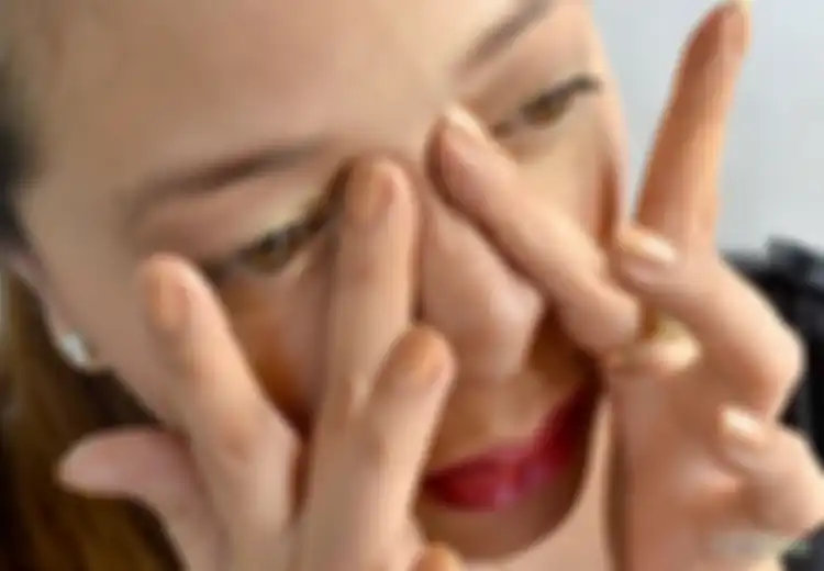 3 Cara Mengatasi Hidung Tersumbat dengan Pijatan, Jangan Sampai Salah