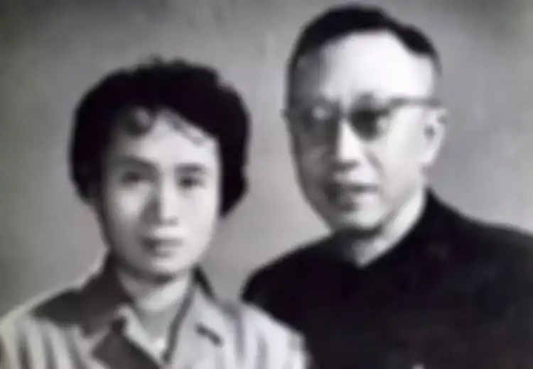 Nikahi Mantan Kaisar Terakhir China yang Telah Melarat, Li Shuxian Berikan Kebahagiaan pada Pu Yi di Detik-detik Terakhir Hidunya