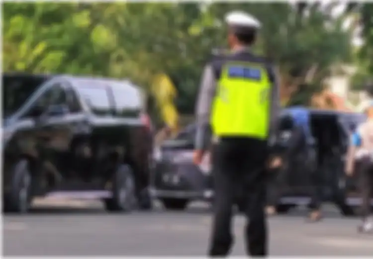 Banyak Orang Berebut Ingin Menjadi Polisi, Memang Berapa Gaji Polisi Indonesia?