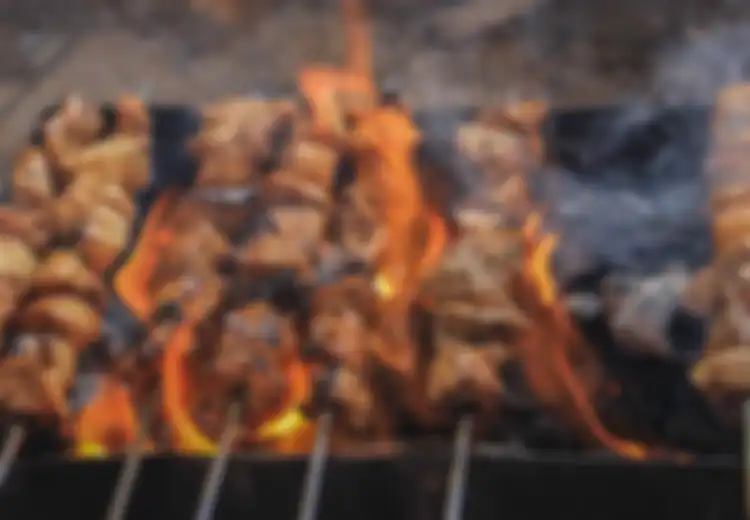 'Nyate' Jadi Kegiatan Favorit Banyak Orang, Malah Beredar Pesan Berantai Larangan Memasak Sate Karena Wabah PMK, Kemenkes dan IDI Beberkan Fakta Sebenarnya