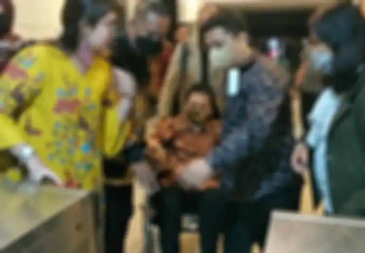 'Tumbang' Usai Jalani Pemeriksaan Terkait Kasus Penistaan Agama hingga Gunakan Kursi Roda, Ini Sederet Kontroversi Roy Suryo, Termasuk Gelar Dewa Panci