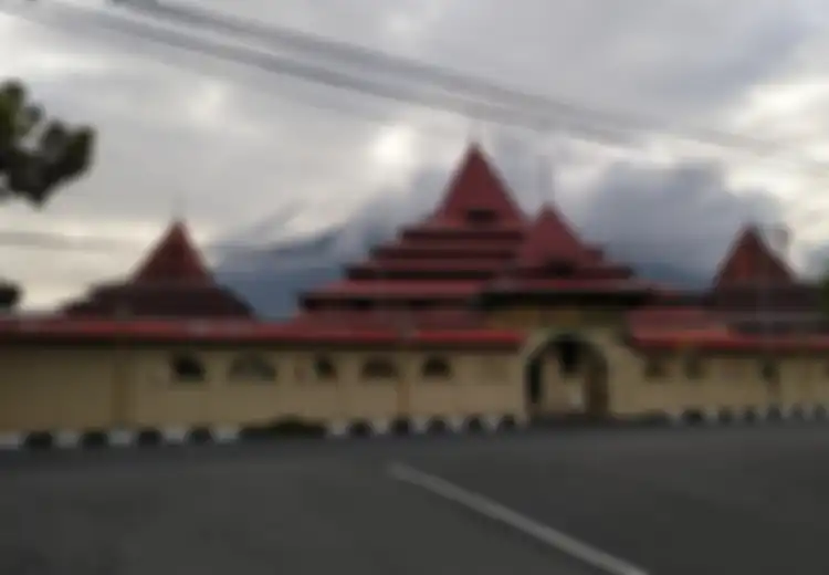 Salah Satu Peninggalan Kerajaan Ternate, Inilah Masjid Sultan Ternate yang Hanya digunakan untuk Salat Jemaah Pria