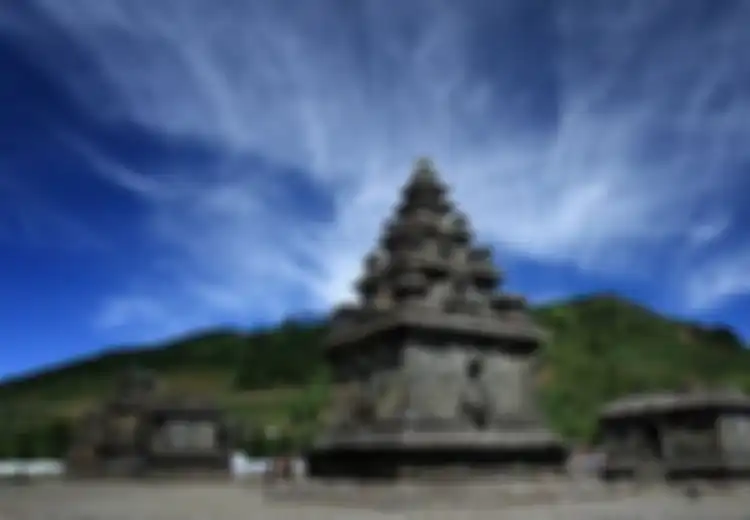 5 Peninggalan Kerajaan Kalingga, Termasuk Puncak Songolikur Ini